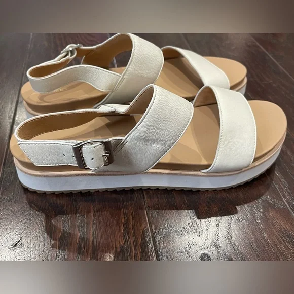 Quince Women Italian Leather Platform Sandal Bone Shoes 9 NEW - Picture 3 of 9